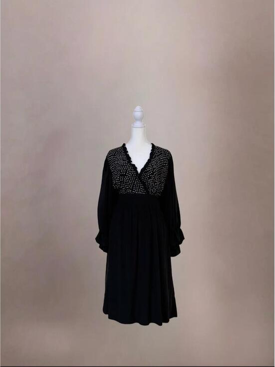 BCBGMaxAzria Dresses & Skirts - BCBG Black Ruffle Sleeve Midi Dress Polka Dot Geometric Print V-Neck